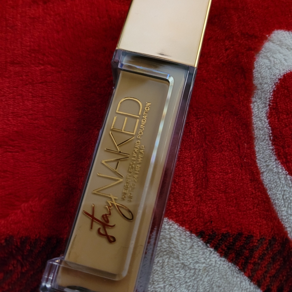 Urban decay stay naked foundation in 50WY